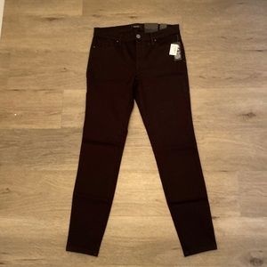 Black sculpting skinny jeans size 30 Reitmans